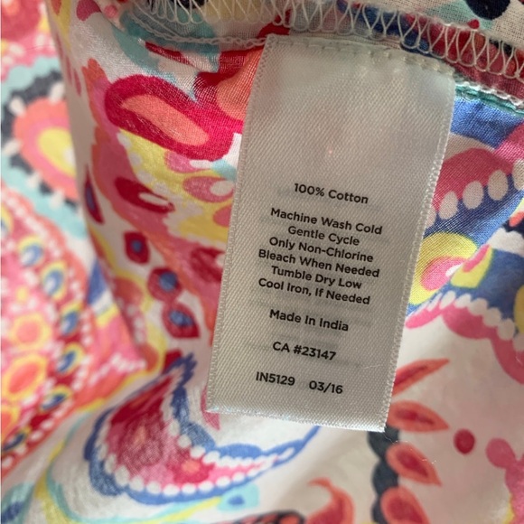 Women’s Pink Paisley Button-Up Shirt - Picture 4 of 4